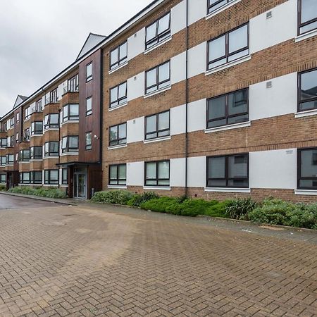 Roomspace Serviced Apartments - Kew Bridge Court Londra Esterno foto